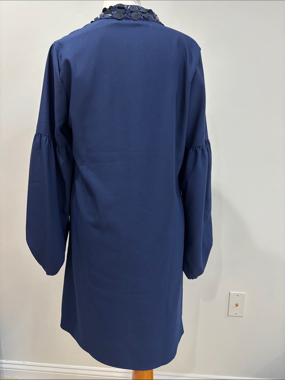 NWOT Lilly Pulitzer Navy Sequin V-Neck Long Sleeve Dress - Picture 3 of 10